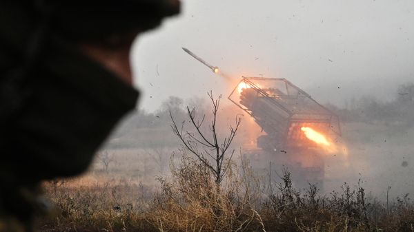Russia Tightening the Noose on Ukraine’s NATO Supply Pipeline & Military Logistics - Expert