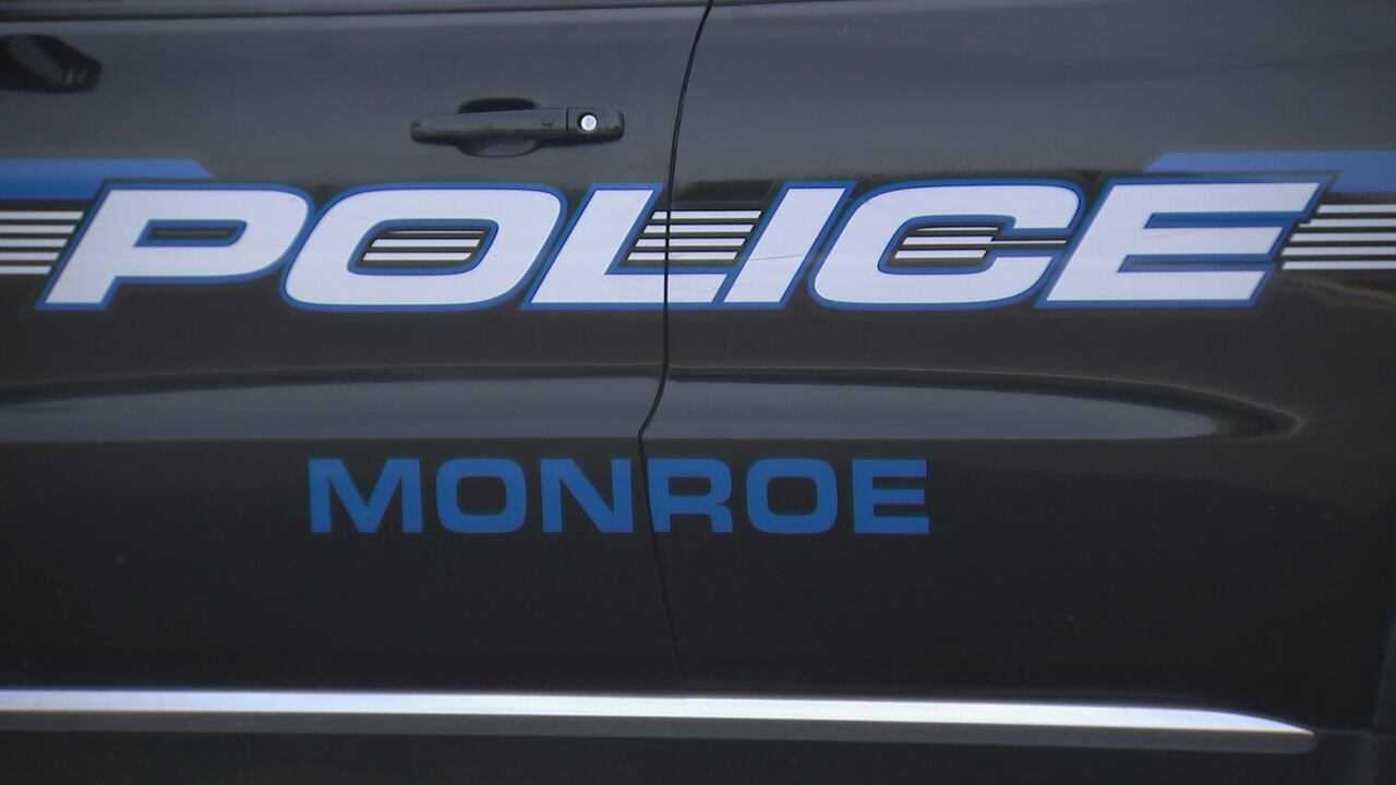 Alleged Monroe burglary suspect found hiding in dumpster