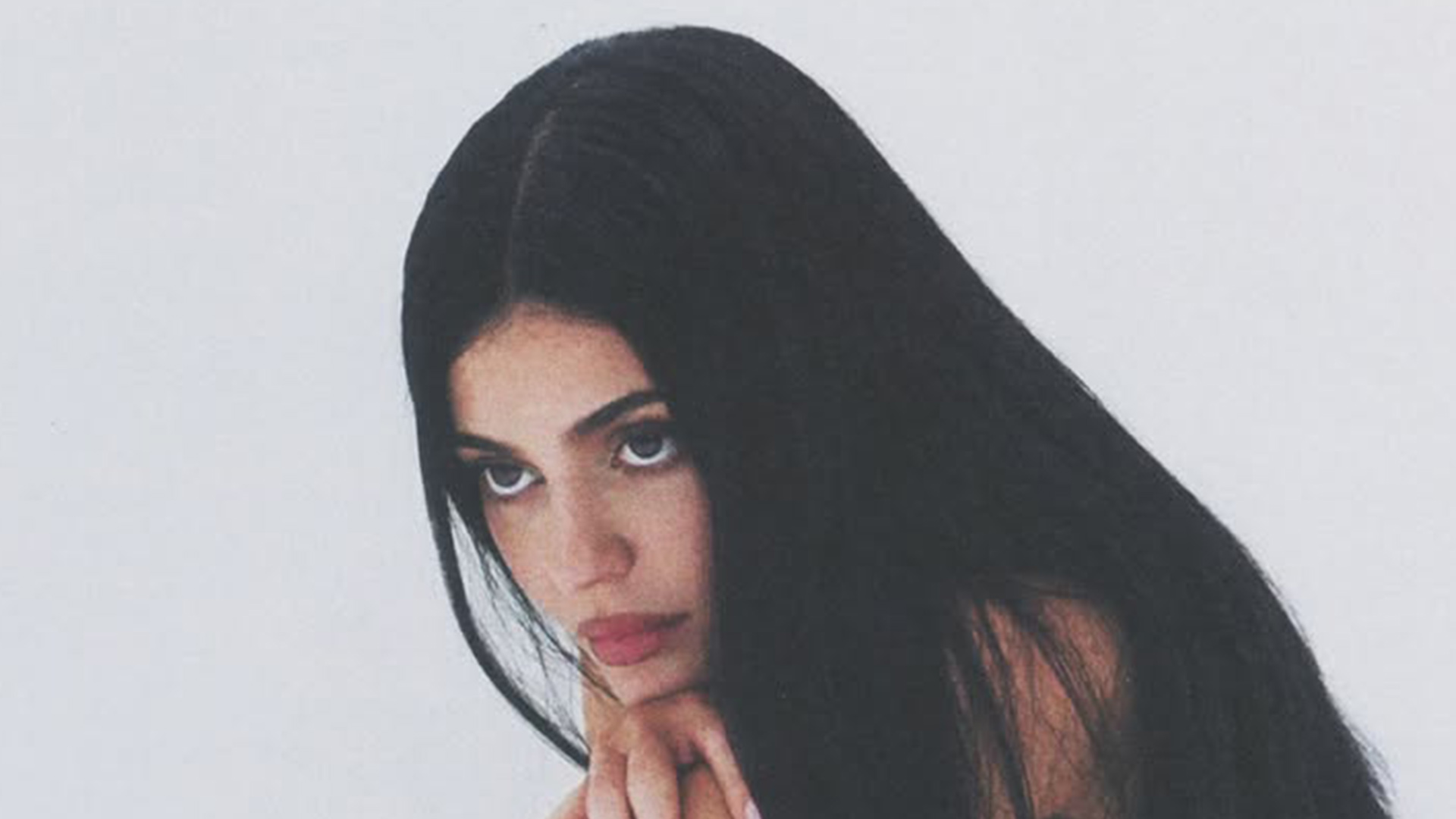 Curvy Kylie Jenner ditches her clothes in steamy nude ad for her new Khy heels