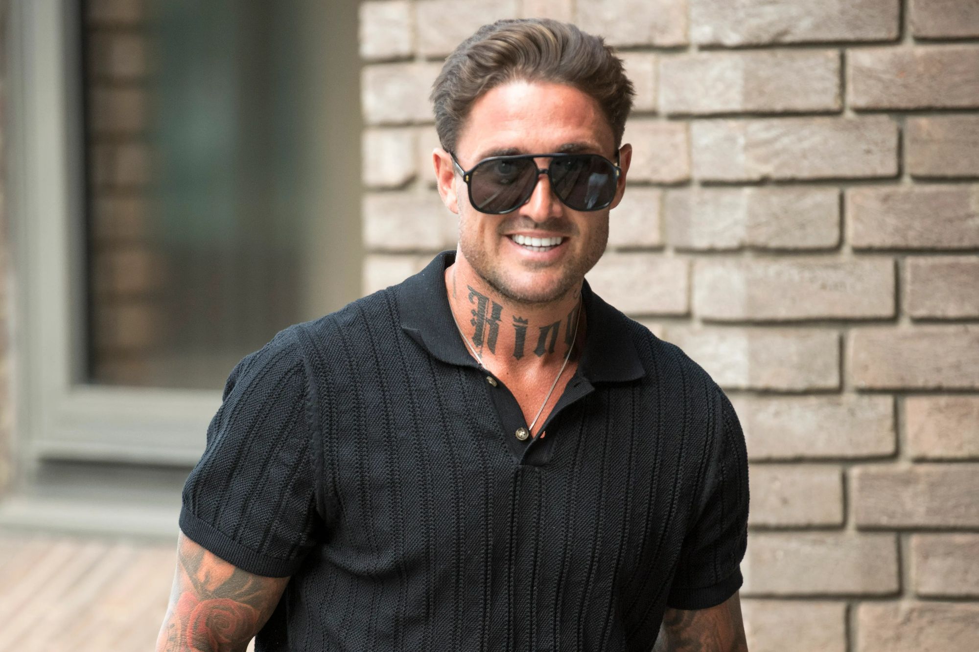 Revenge porn fiend Stephen Bear jailed AGAIN after flouting sex offender order by secretly fleeing UK