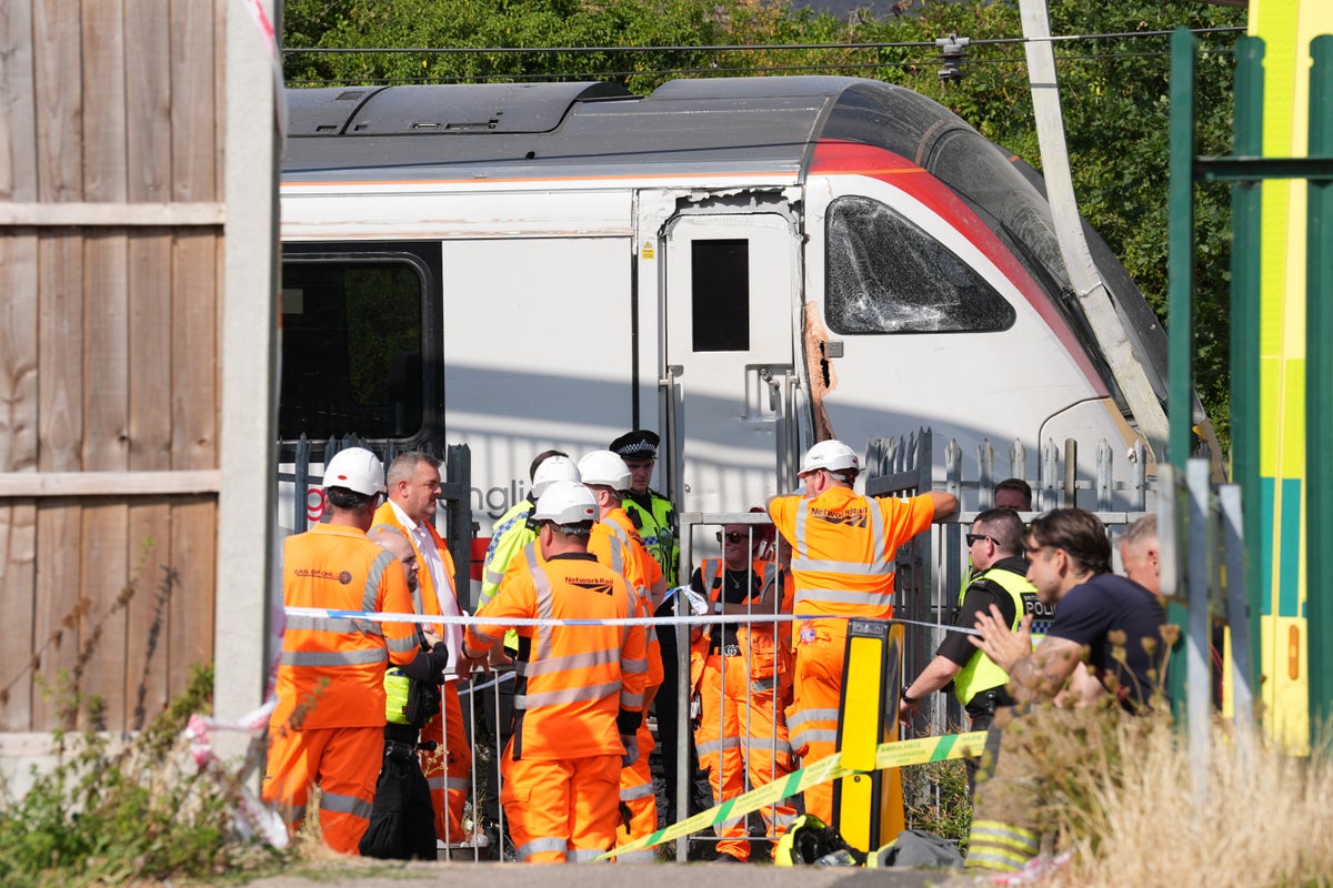 Rail chief issues update as probe launched after two UK train derailments in consecutive days