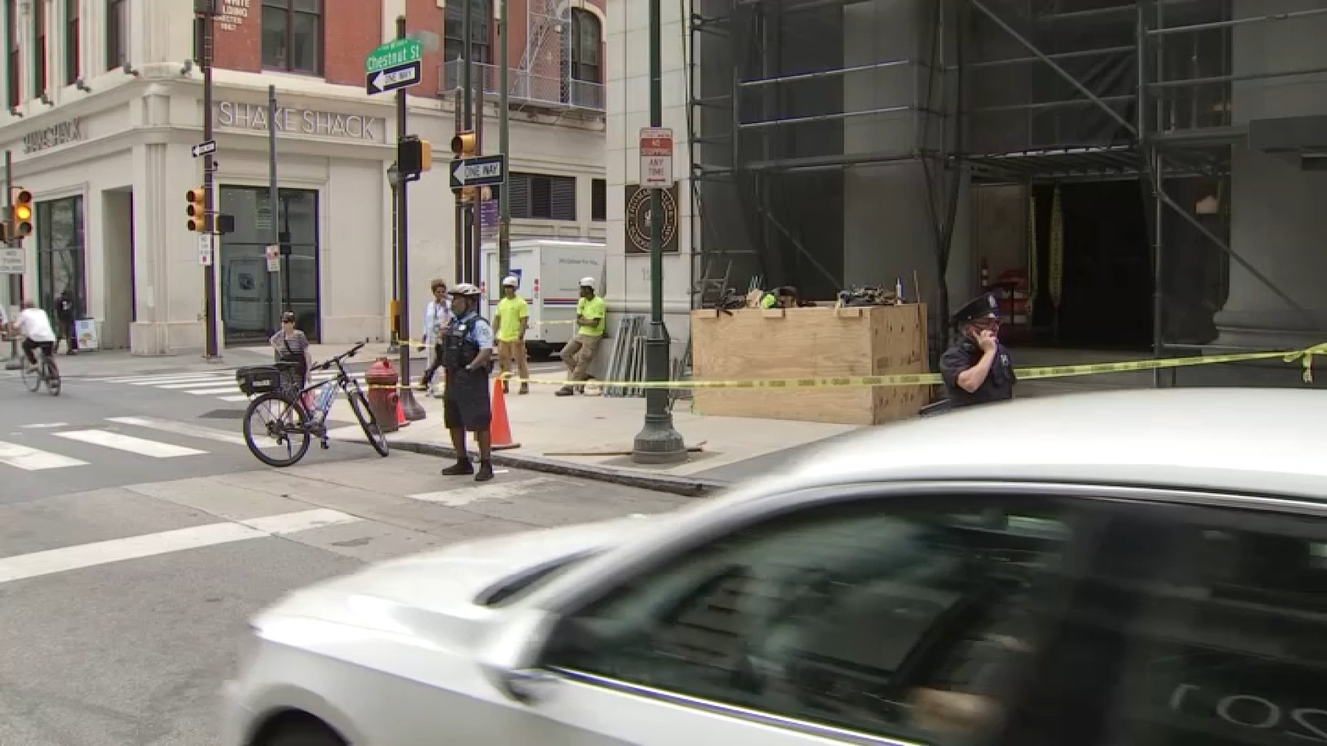 Man struck by debris from scaffolding while walking in Center City, police say