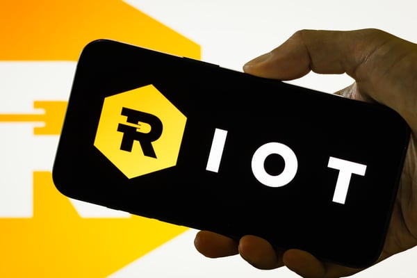 Riot Platforms sold 4,300 bitcoin as mining costs topped production value
