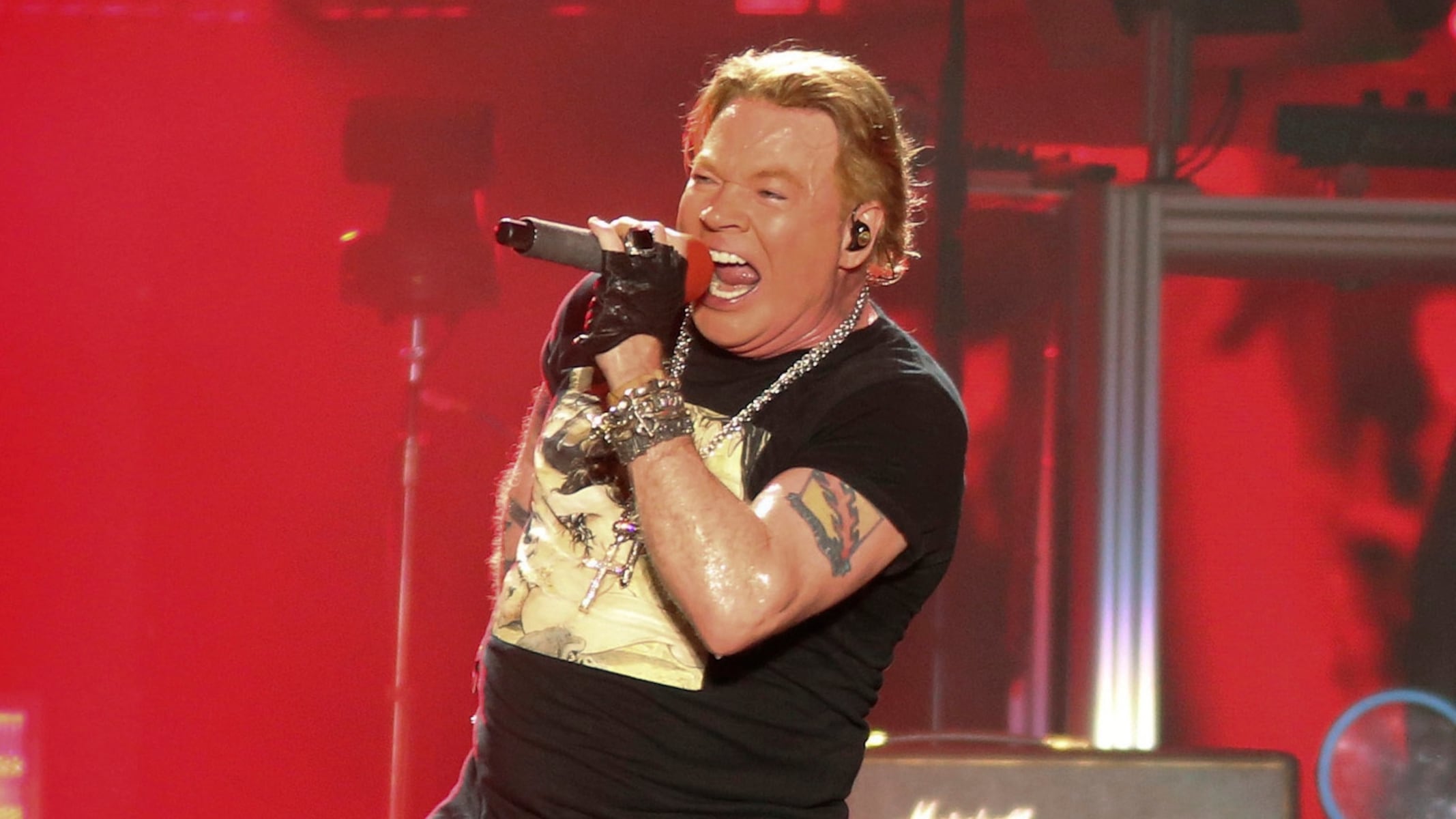 Rock icon feels ‘like my jaw’s gonna fall off’ with ‘crazy’ health challenge