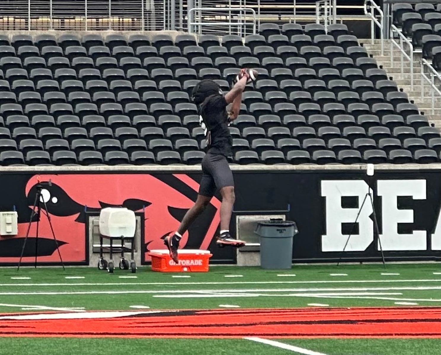 Oregon State's Patterson and Wells are back at practice — now it's up to the courts
