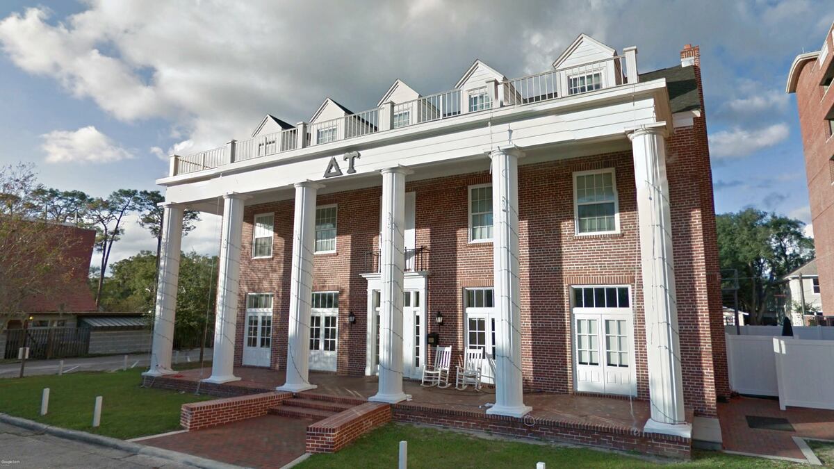 Some Charlie Crist campaign money passed through PAC at Florida frat house