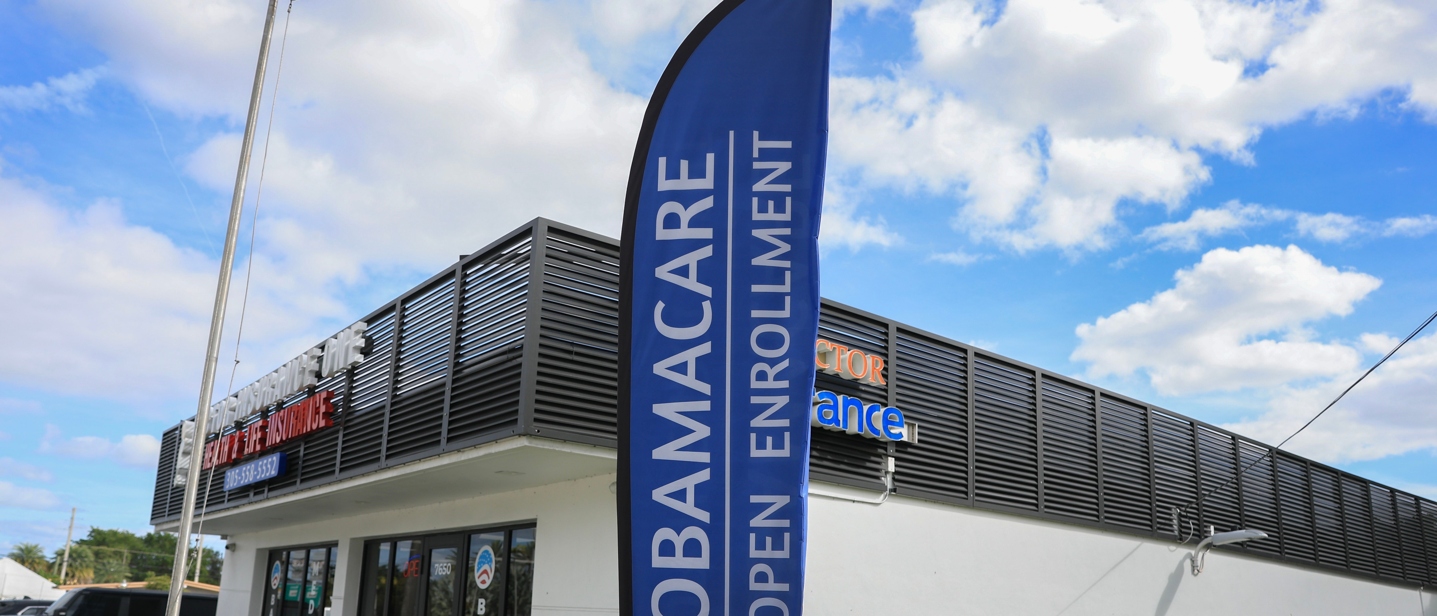 Plurality Of Americans Think Sky High Premium Costs Is US Healthcare System’s Biggest Problem, Poll Shows