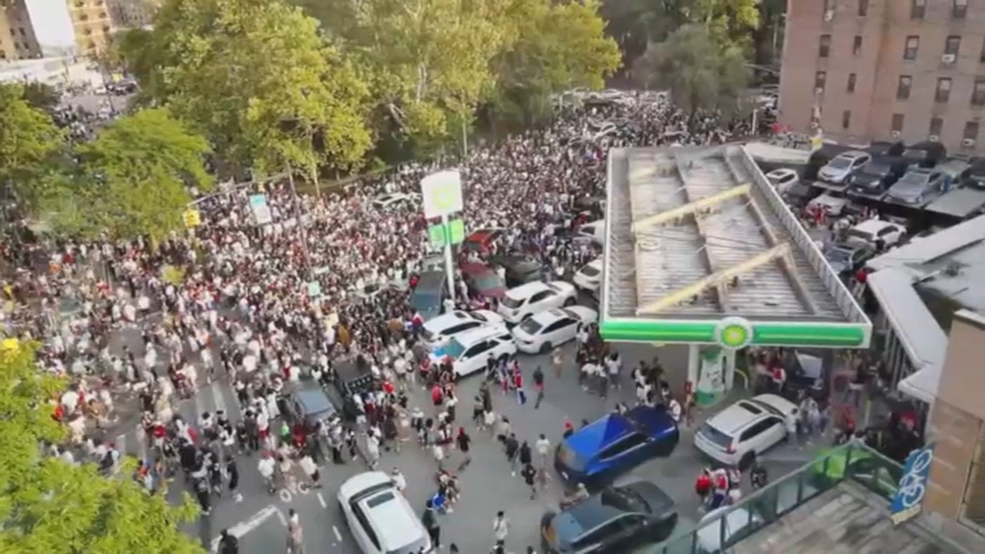 Police, community leaders establish safety plans ahead of possible “takeover” of Dyckman Street