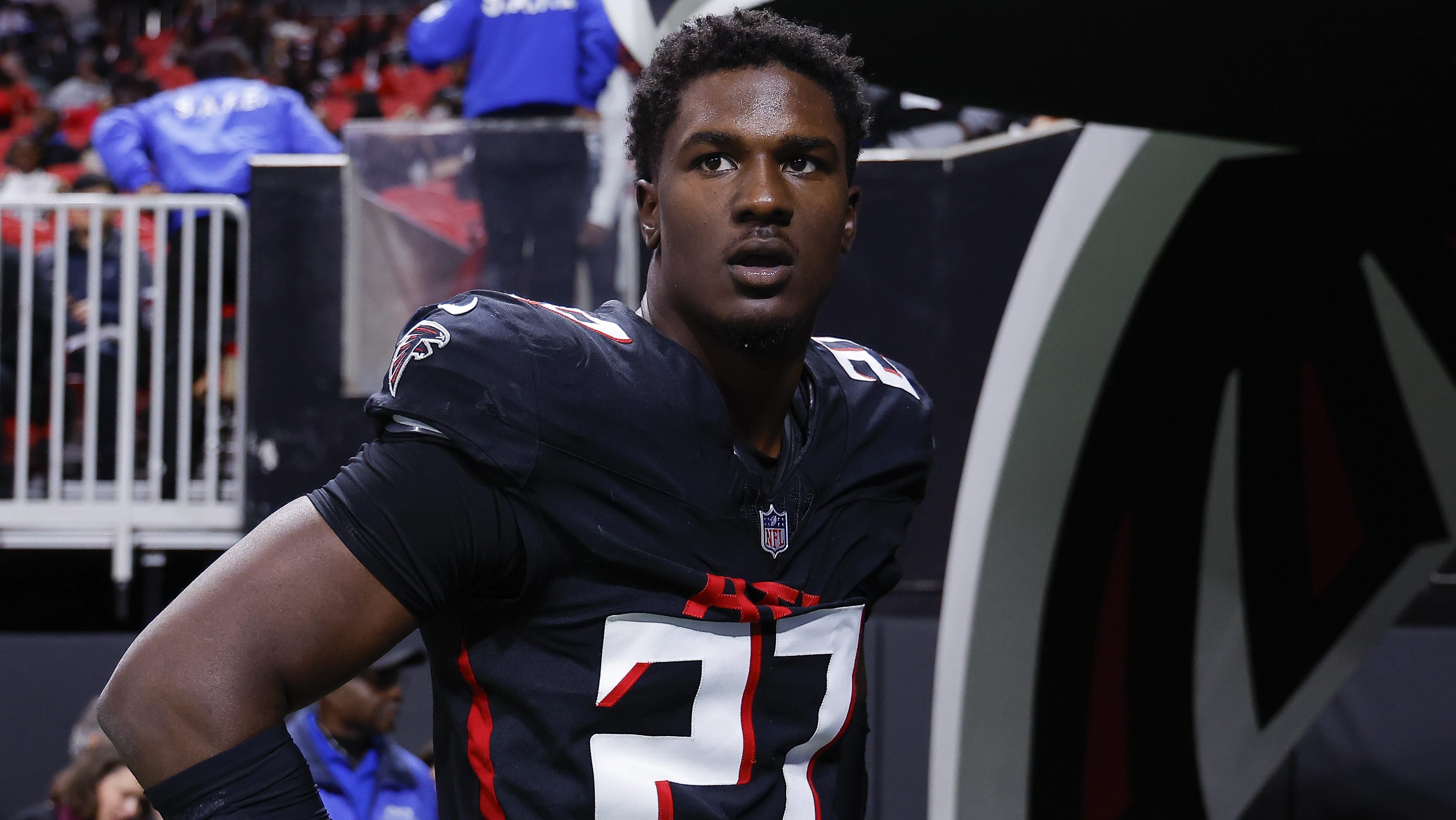 NFL suspends Falcons' James Pearce Jr. for first 8 games of 2026 season