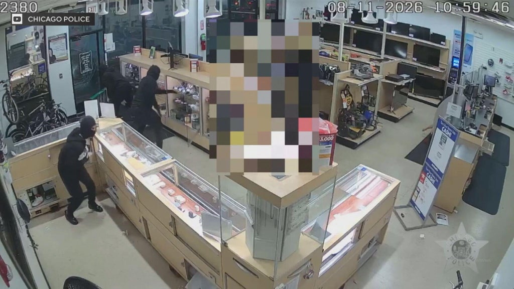 Pawn shop robbery caught on video; trio of suspects wanted in multiple crimes, CPD says