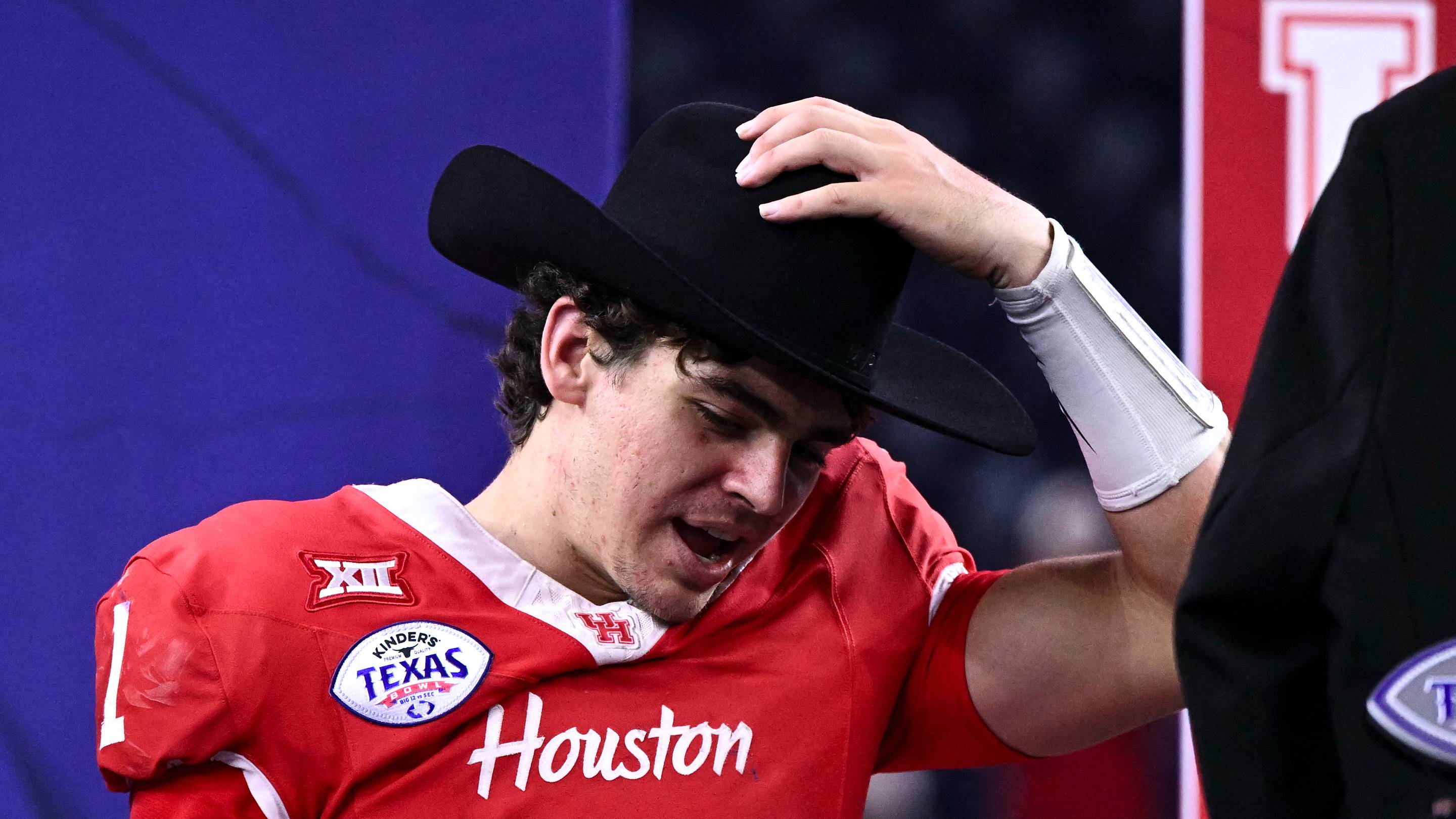 Why Houston QB Conner Weigman Feels Better Than Ever Entering 2026