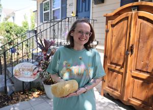 Tulsa-area stay-at-home moms are making money from their front porches using farm stands