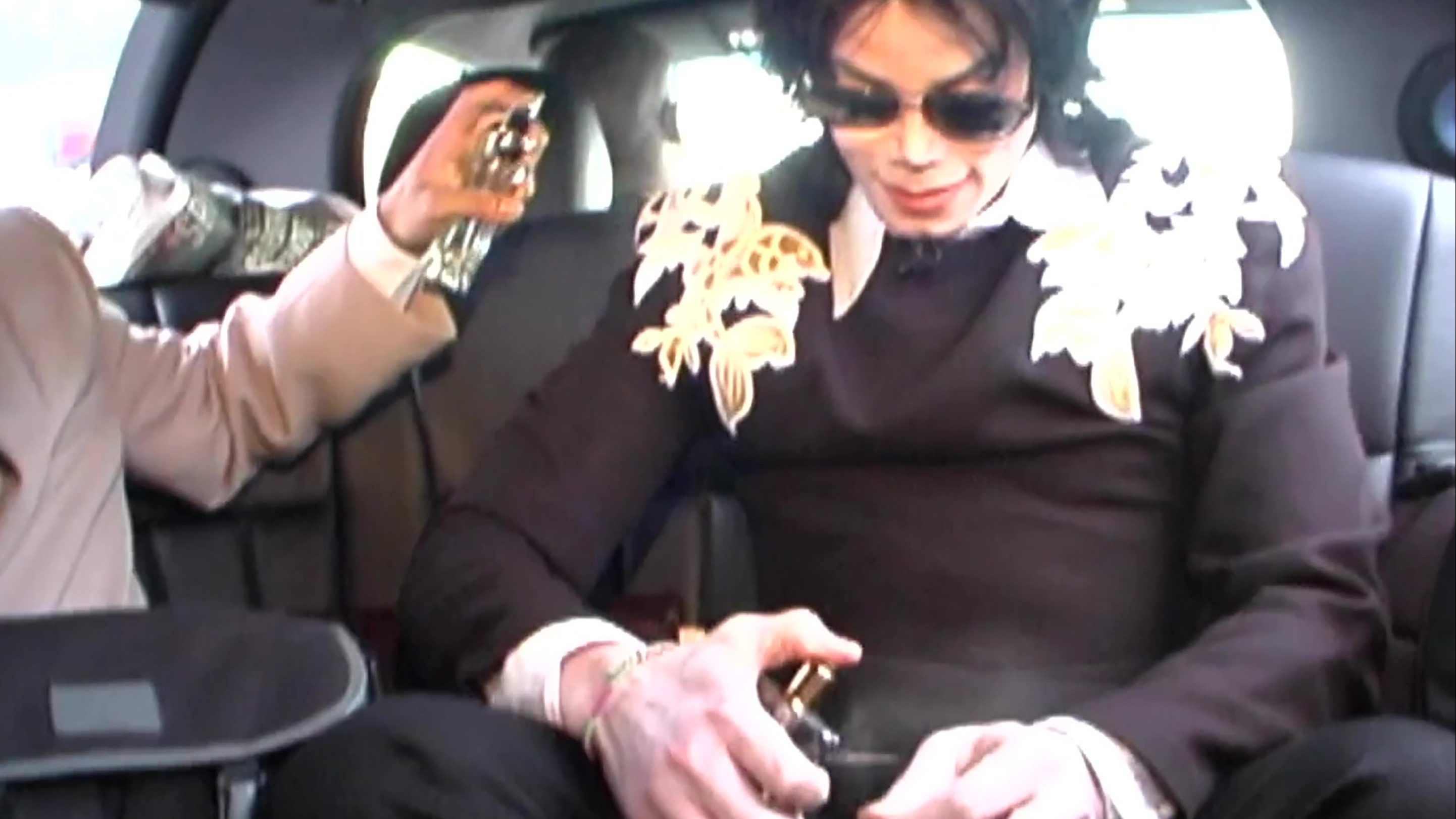 Unseen Michael Jackson videos show star spraying crotch with perfume & joking about ‘dirty pictures’ in childhood home