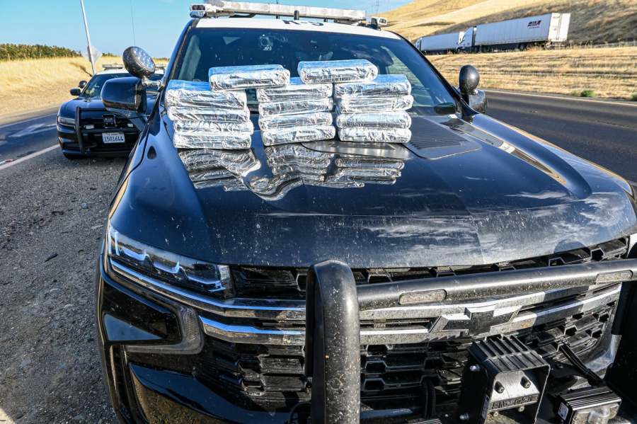 $800K worth of cocaine seized on 5 Freeway: CHP