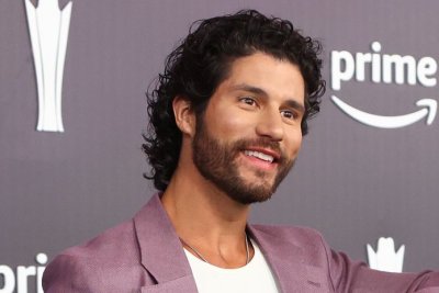 Famous birthdays for Aug. 16: Dan Smyers, Angela Bassett