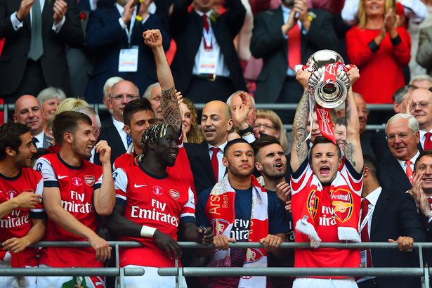 Ex-Arsenal star who 'suffered' behind the scenes emotionally retires as he name-checks Bukayo Saka