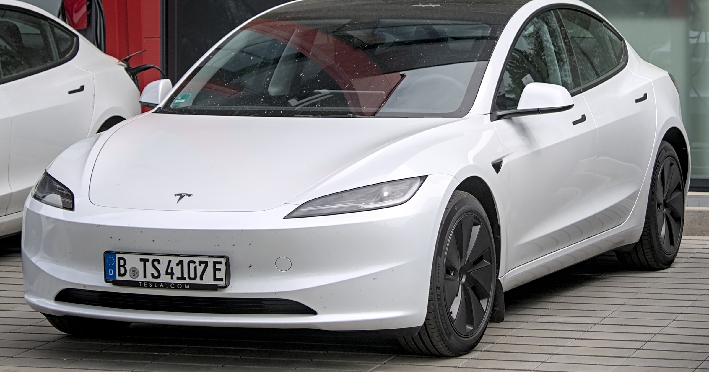 Tesla and SpaceX merger speculation grows amid 65% chance prediction