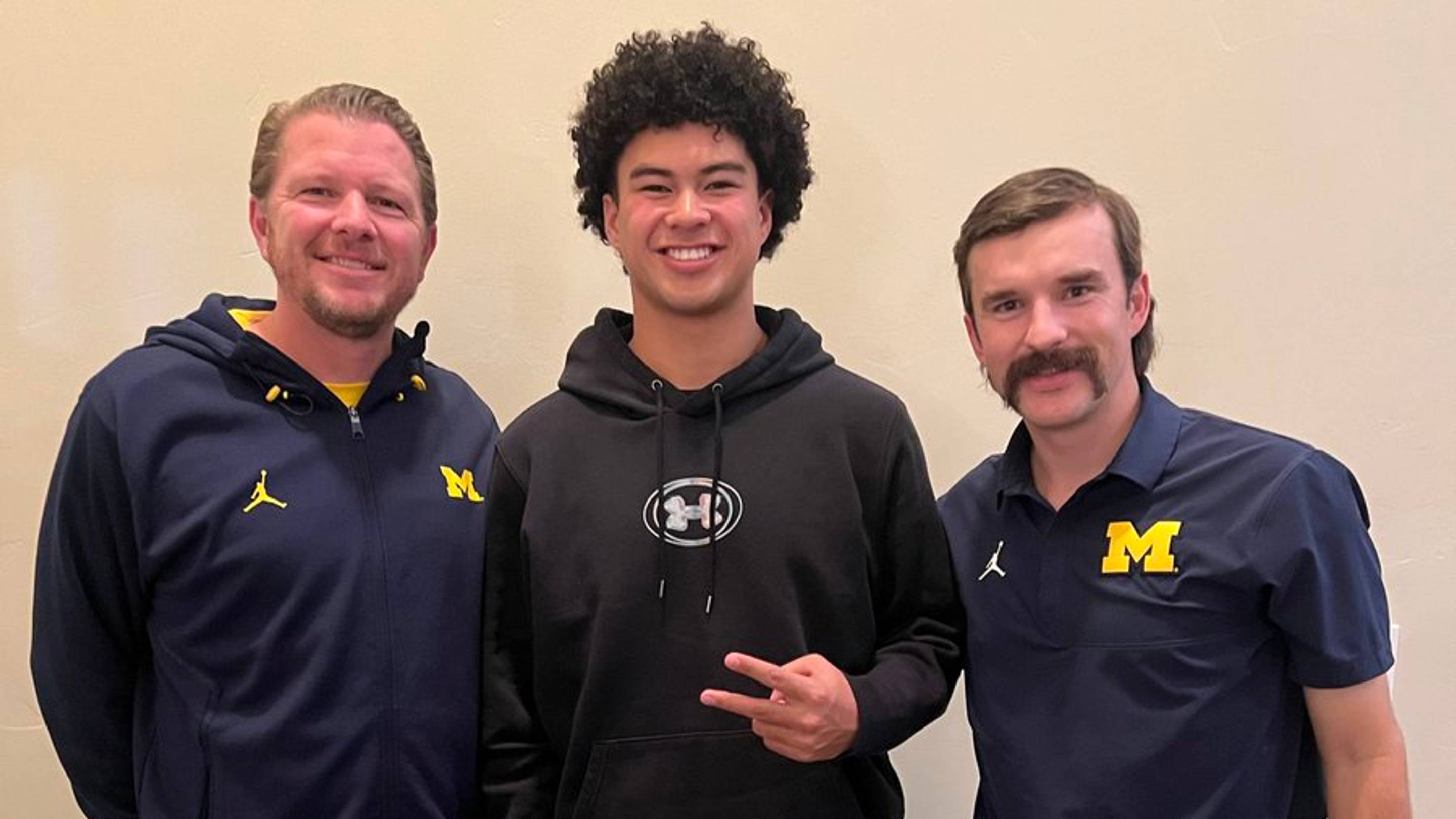 Michigan Football 4-Star QB Commit Kamden Lopati Dazzles in Season Opener