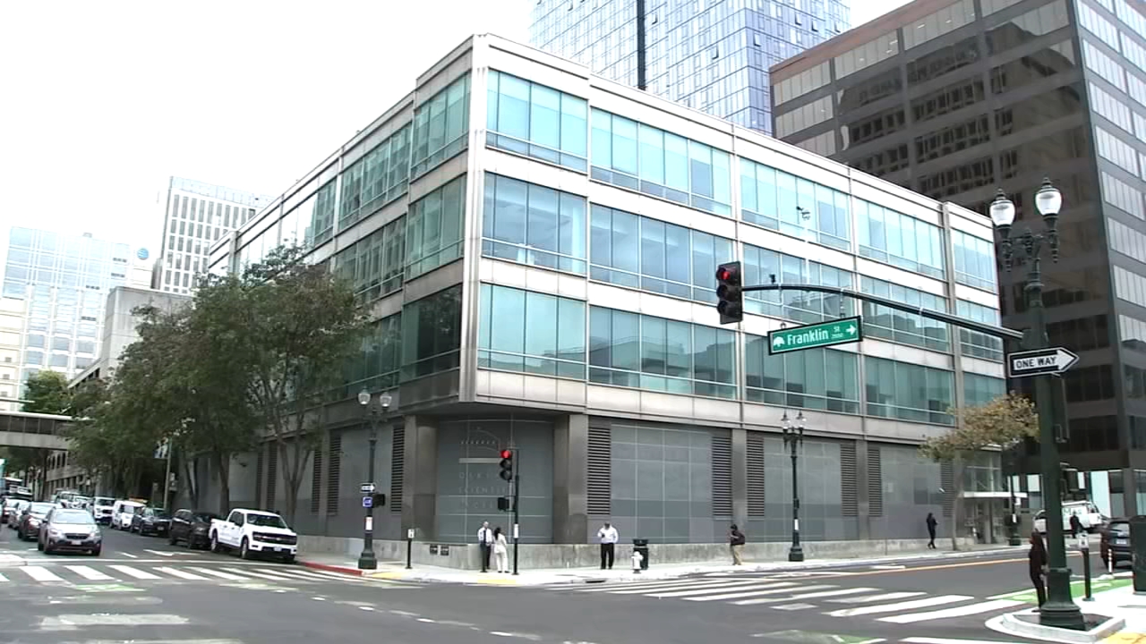 Former Berkeley Lab building in Oakland being considered for AI data center complex