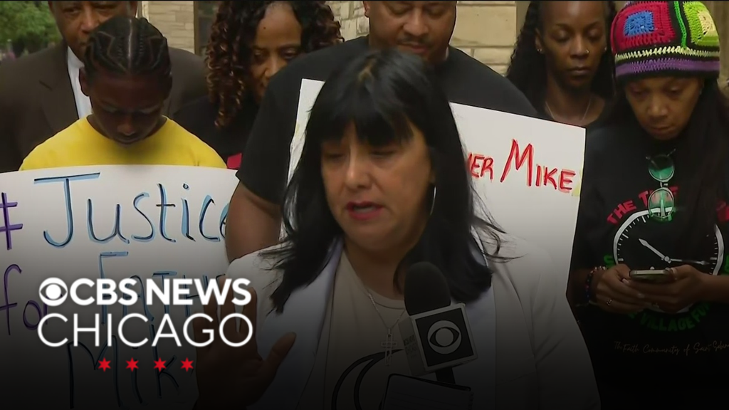 St. Sabina parishioners rally outside Holy Name Cathedral in support of Father Pfleger