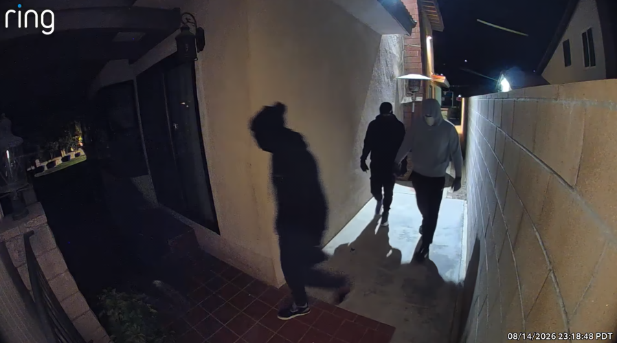 Masked men caught on camera trying to break into Pasadena home, residents says