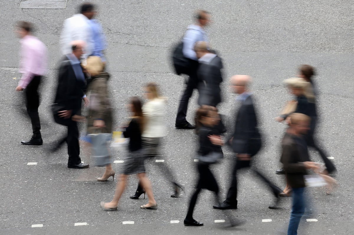 UK job security weakens to lowest since 2023 as consumer confidence dips