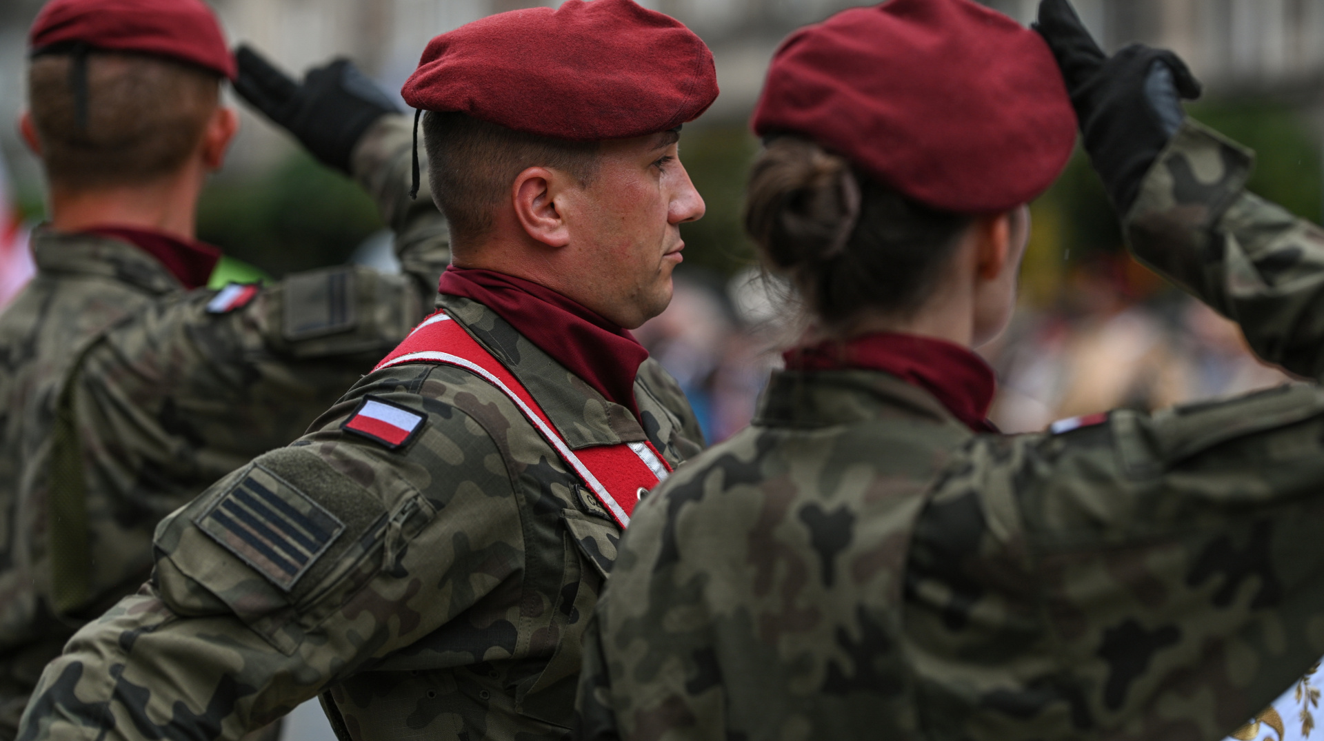 Polish Defence Ministry says it is preparing for war with Russia and expects Kremlin provocations
