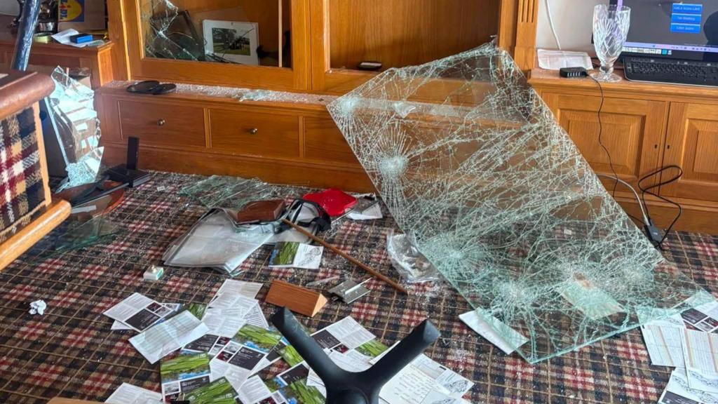 Golf club 'heartbroken' after thieves steal entire trophy collection