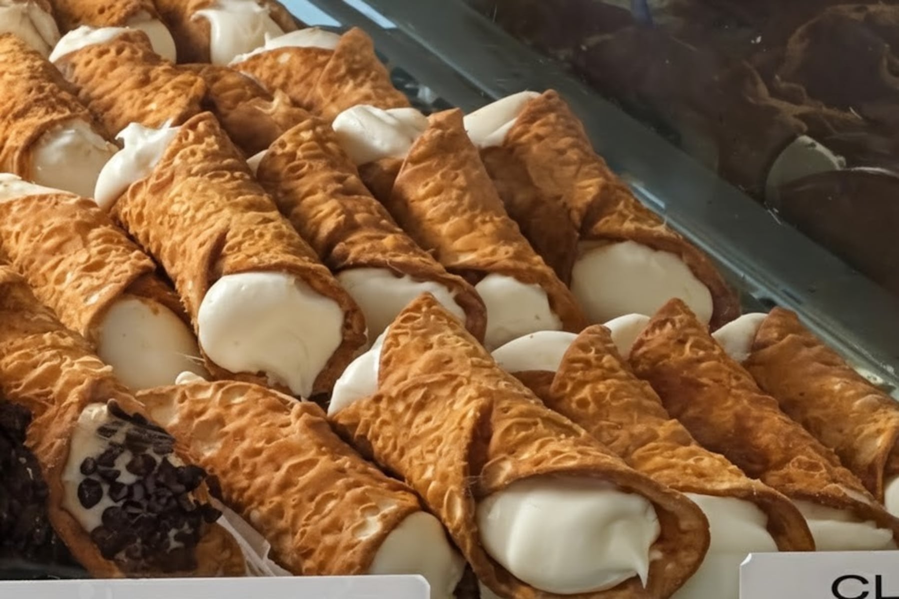 Landmark Boston bakery to honor 100th anniversary with free cannolis Tuesday