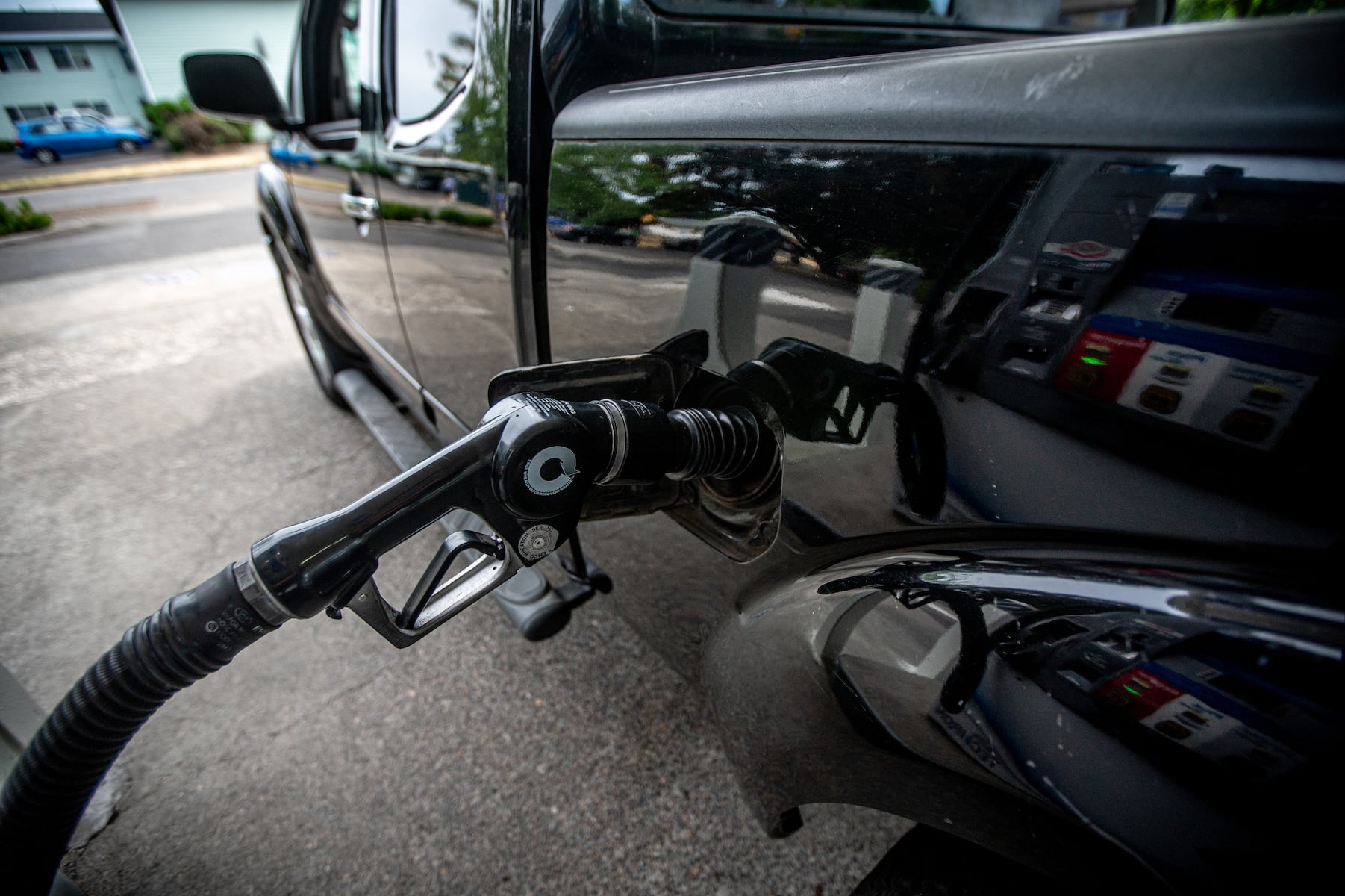 Gas prices sitting above $4 per gallon nationally, here are the states where it’s cheapest