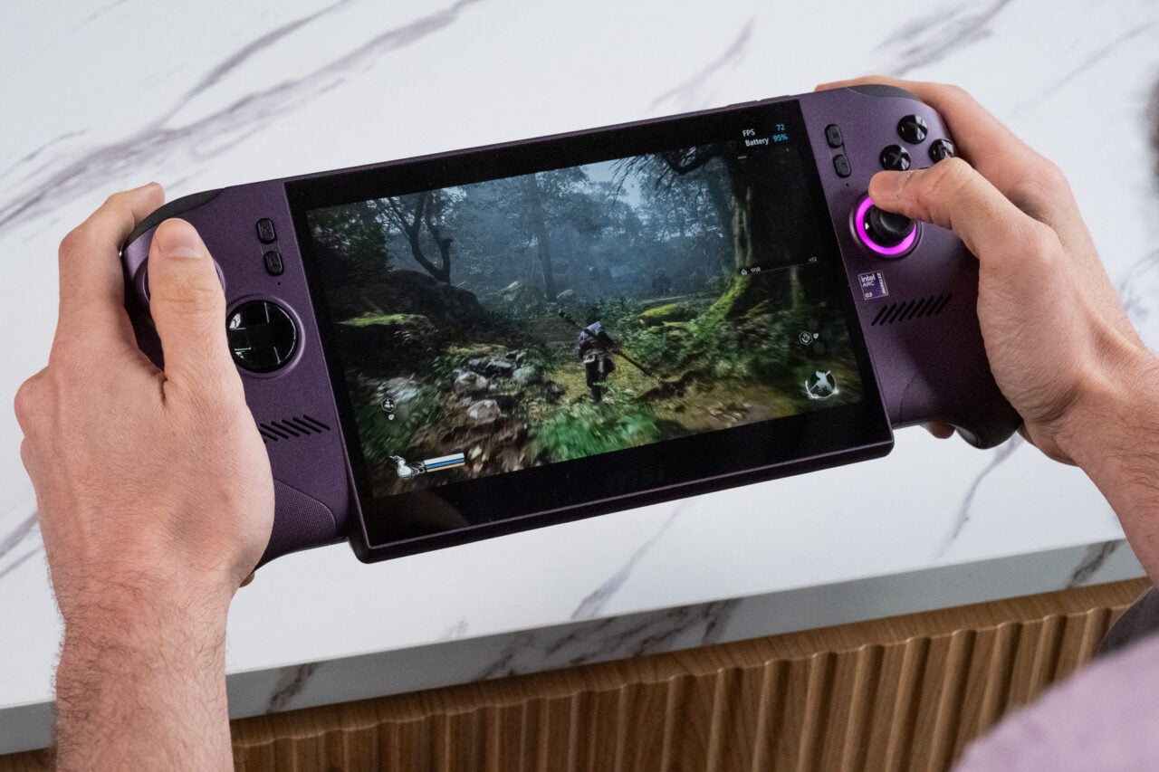 Can Intel Save the Suffocating Gaming Handheld Scene?