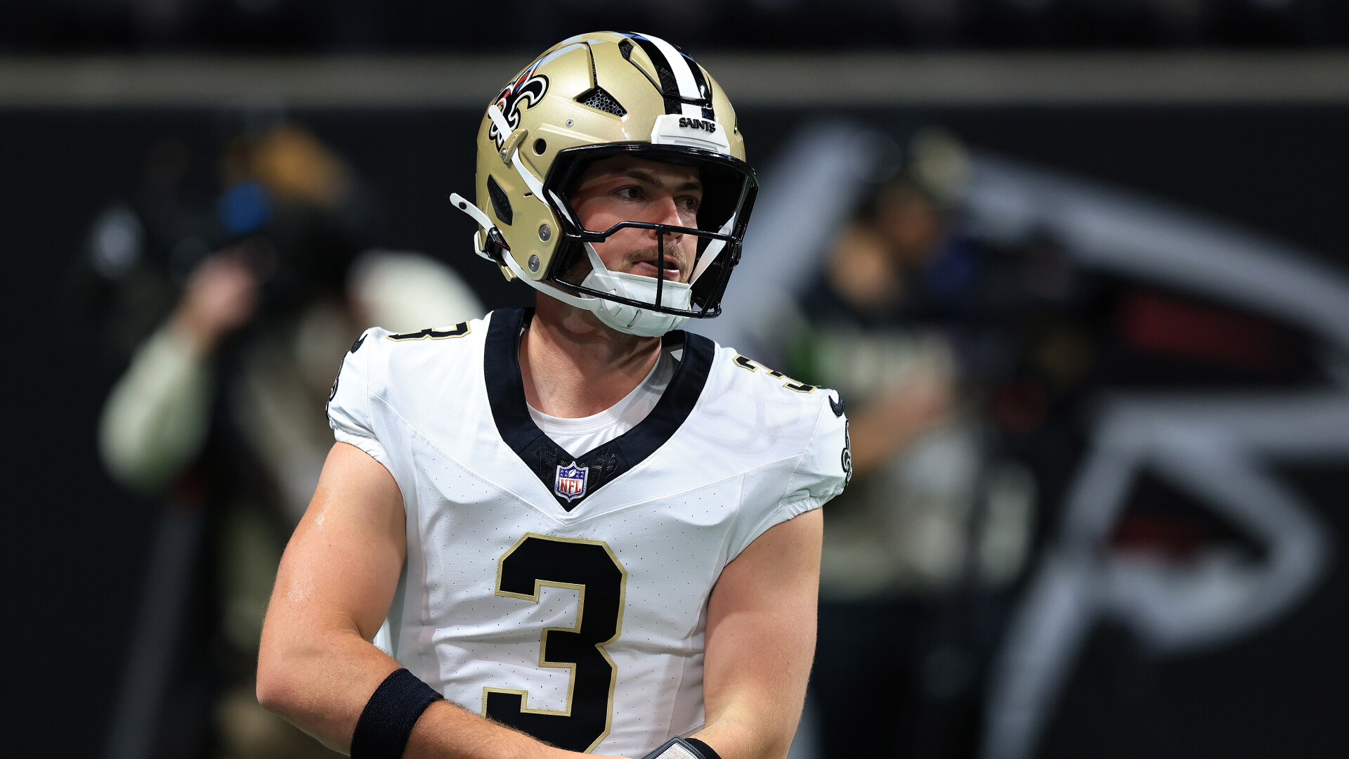 Giants to sign QB Jake Haener