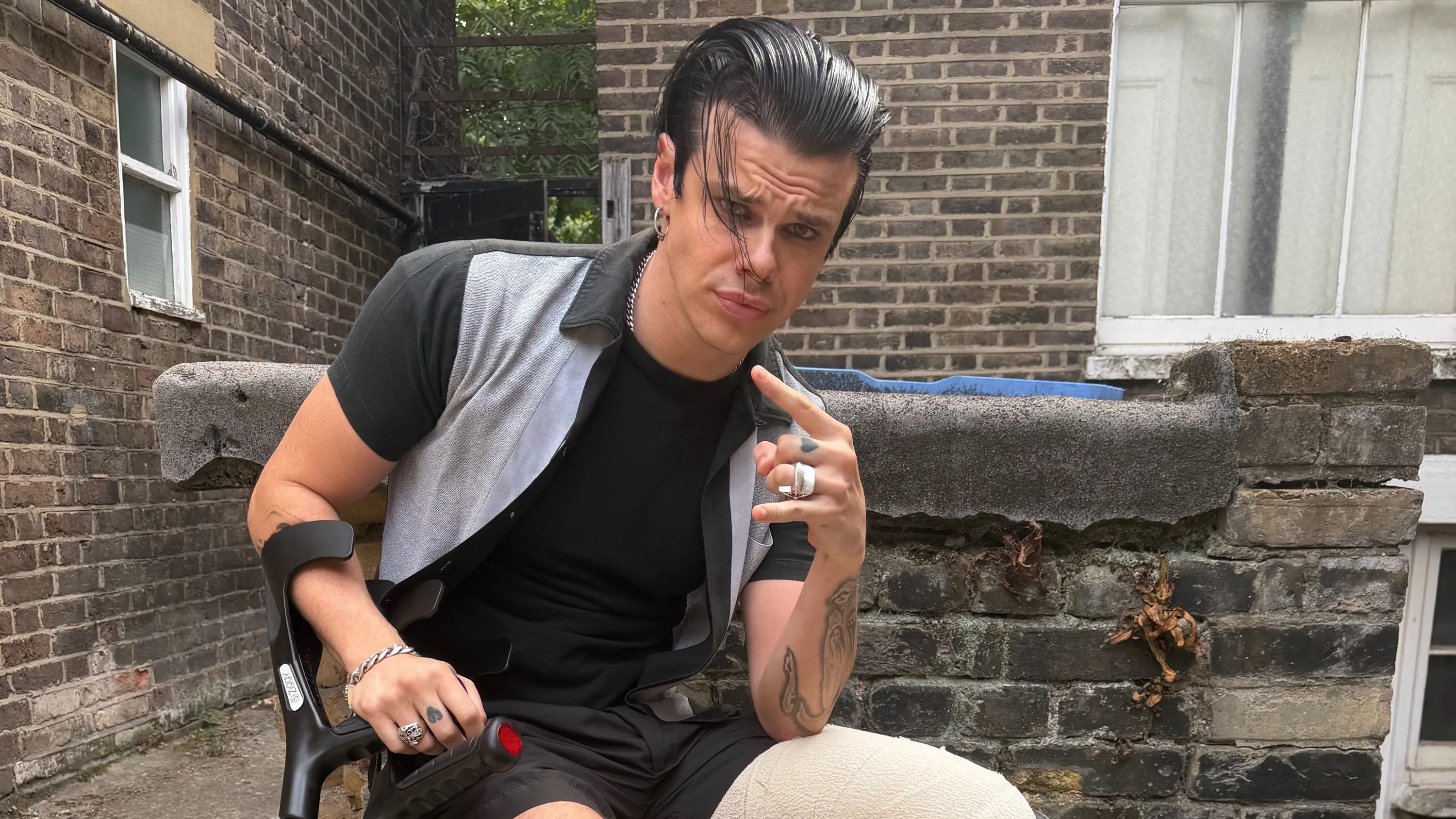Yungblud played show in complete agony after serious injury in horror bike smash left him ‘f****d’