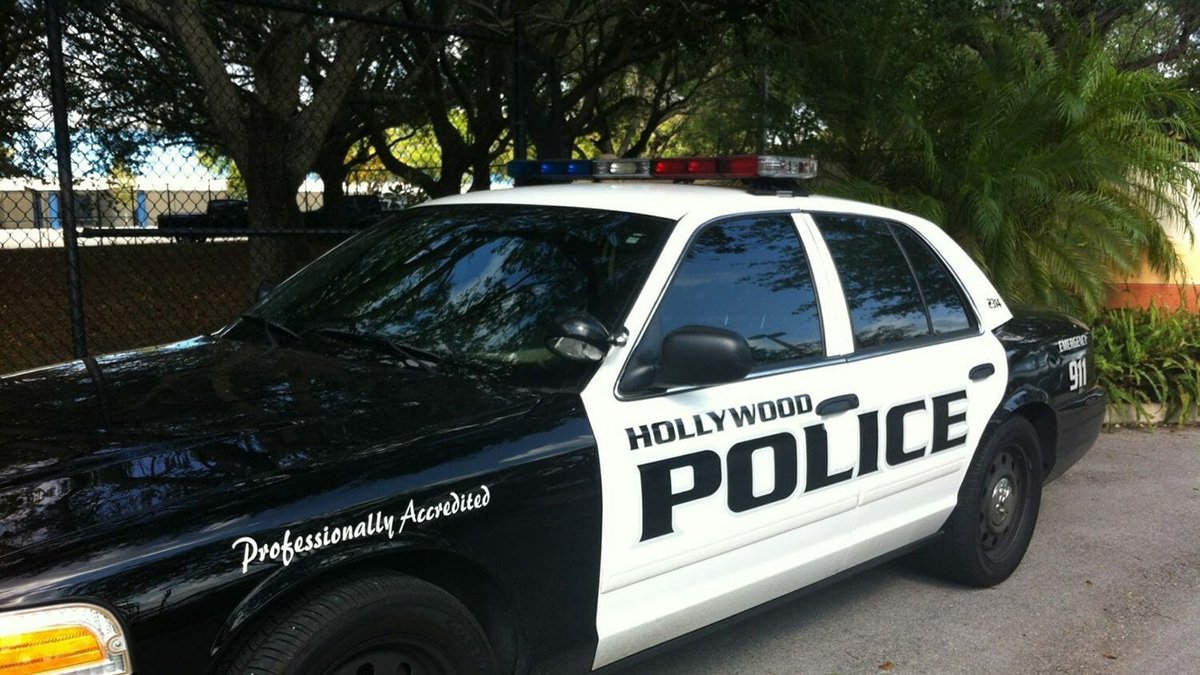 Man arrested after roommate altercation led to fatal stabbing in Hollywood, cops say