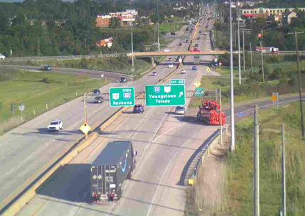Traffic alert: Fuel tanker crash shuts down I-480 exit ramp in Streetsboro