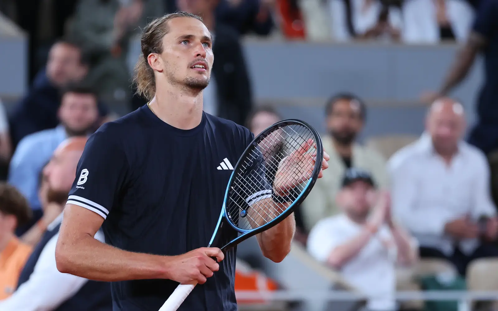 Zverev advances at Cincinnati while Williams sisters fall
