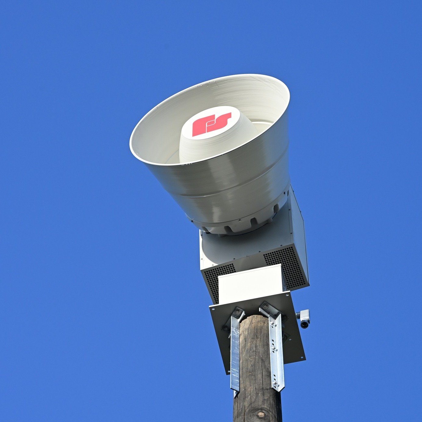 Did you hear that? Suburban Chicago tornado sirens ‘accidentally' go off in middle of night