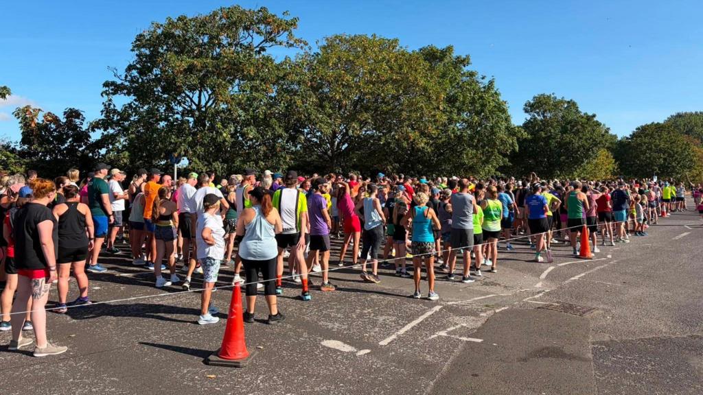 Parkrun suspended over 'worrying' overtaking issues