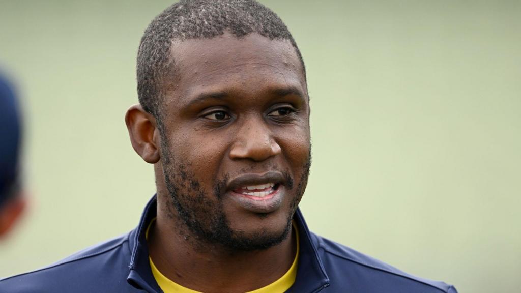 Injury forces all-rounder Barker to retire