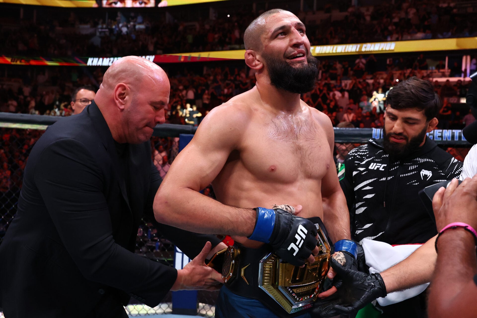 Khamzat Chimaev sends a message to Dana White when voicing frustrations over UFC return