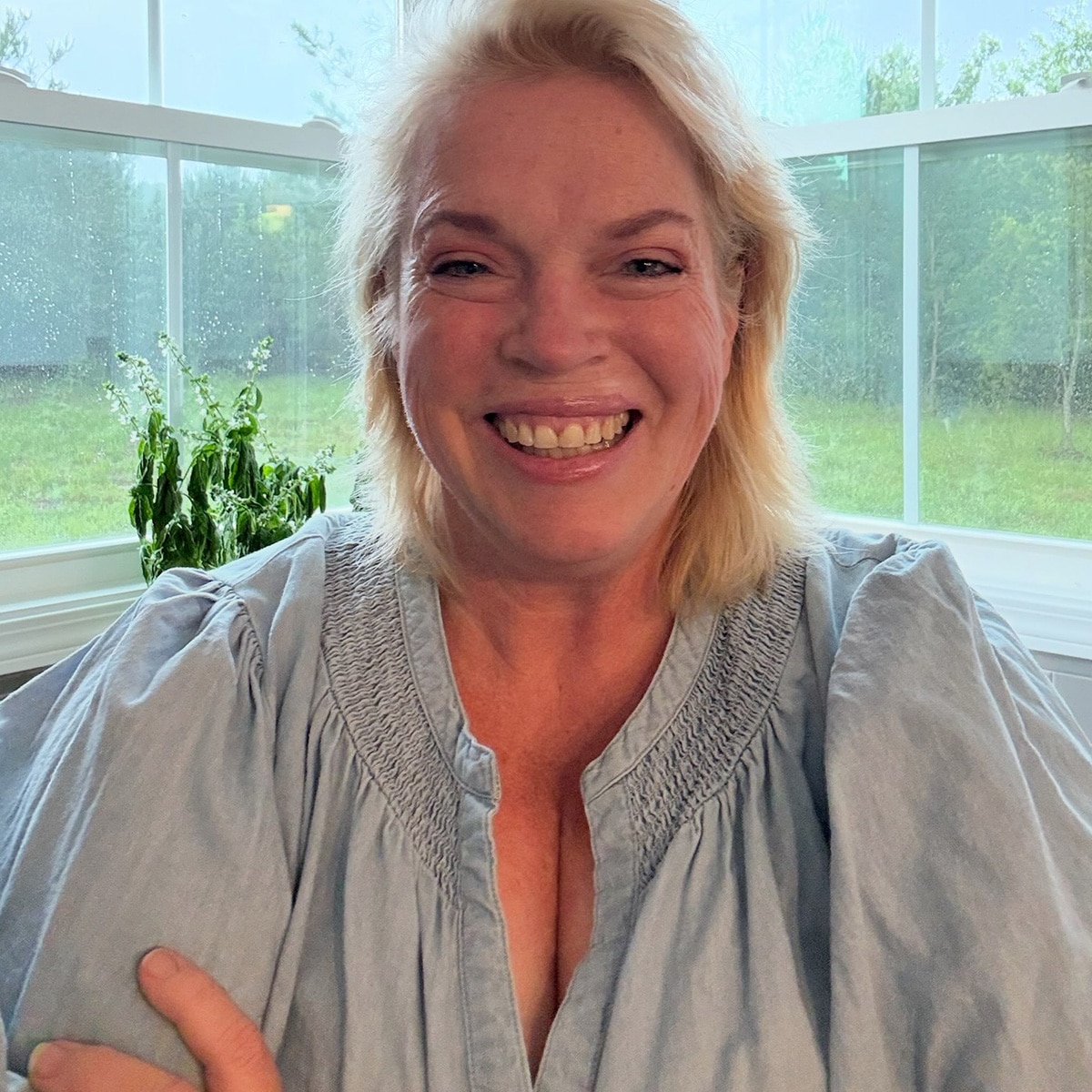 Sister Wives' Janelle Brown Goes Public With New Boyfriend