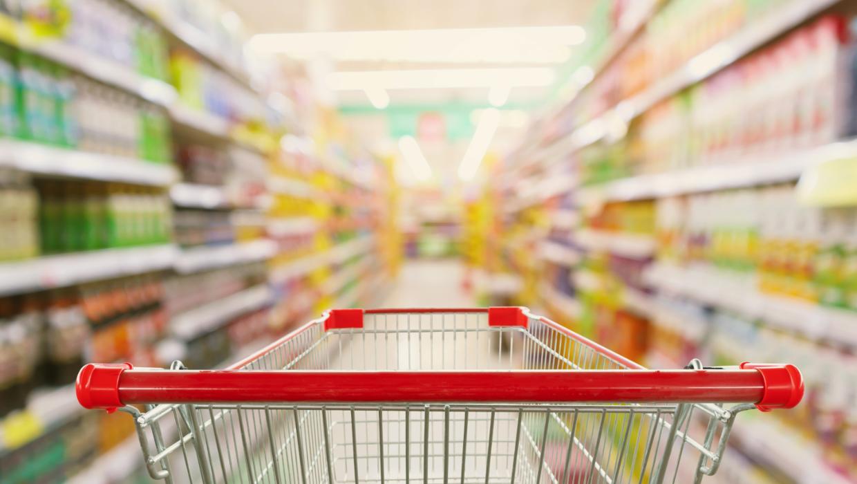 Couple accused of stealing $9000 of supermarket meat for meth and cash