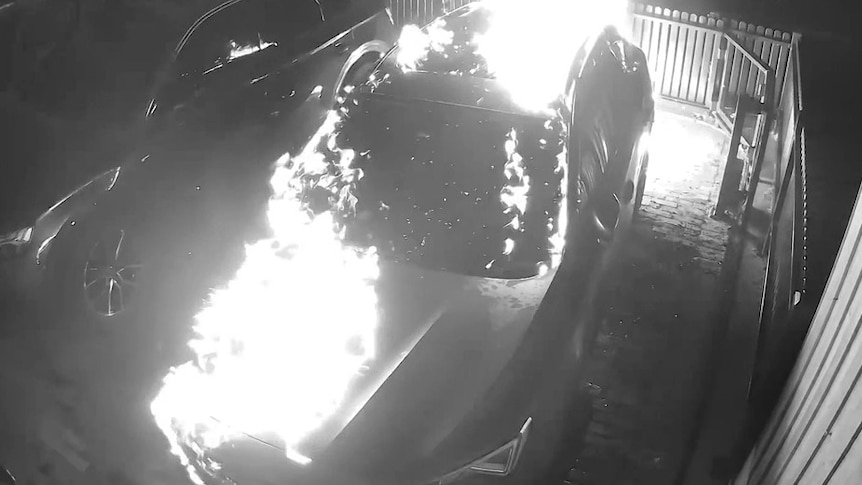 Police release CCTV footage of Melbourne arson linked to bikies