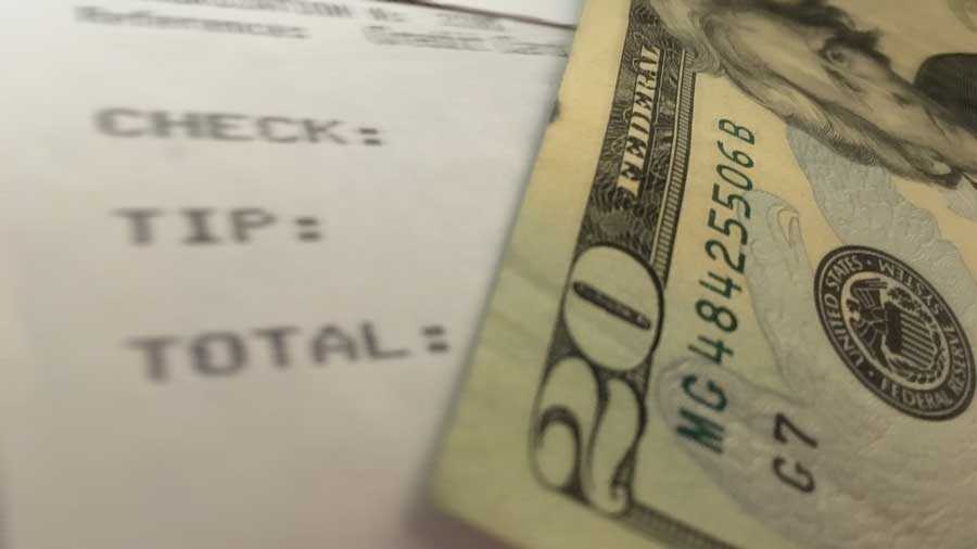 Mass. restaurateur to plead guilty to federal tax charges