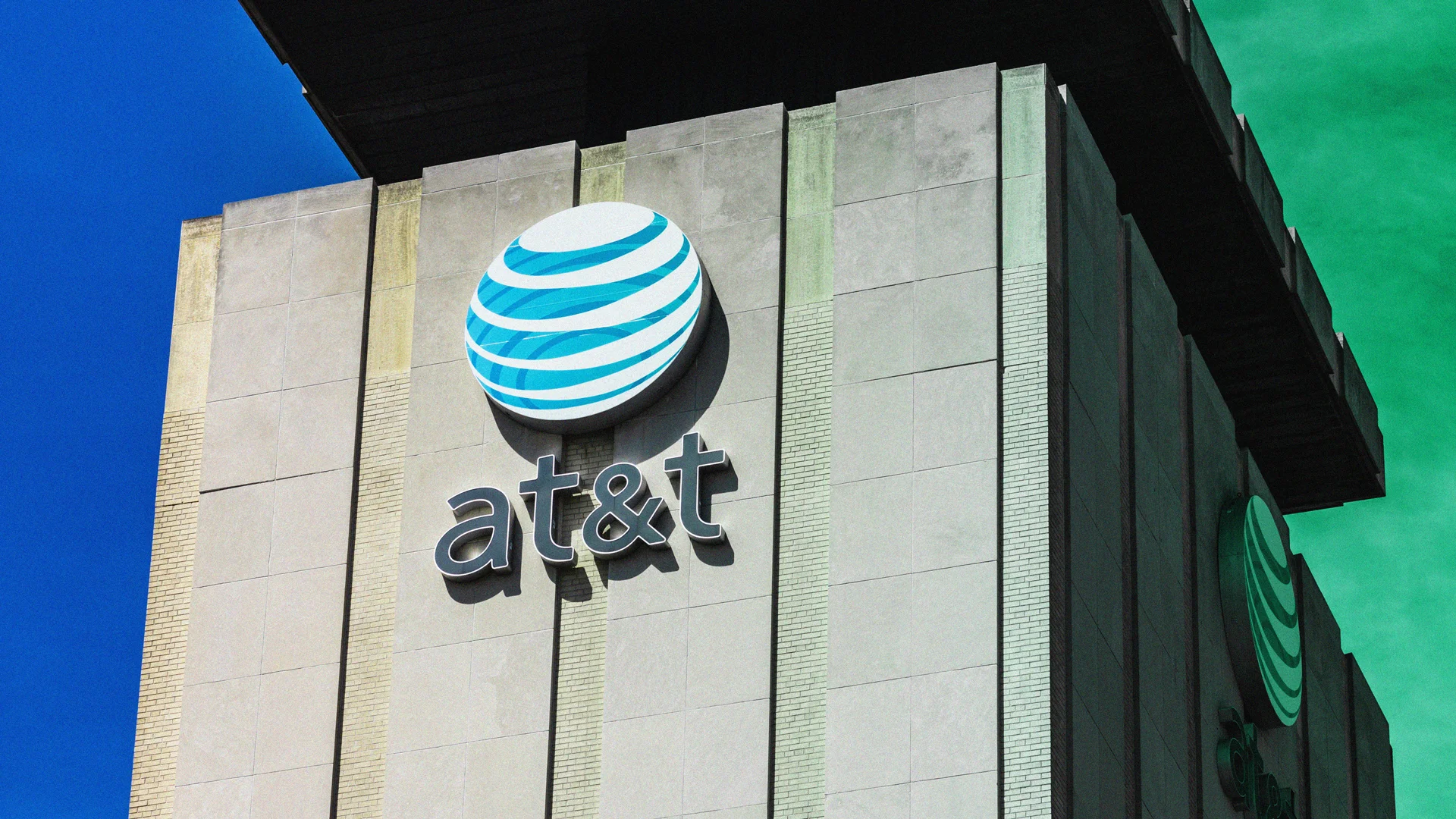 AT&T Cut Half Its Workforce. Founders Should Copy 1 Move and Avoid Another