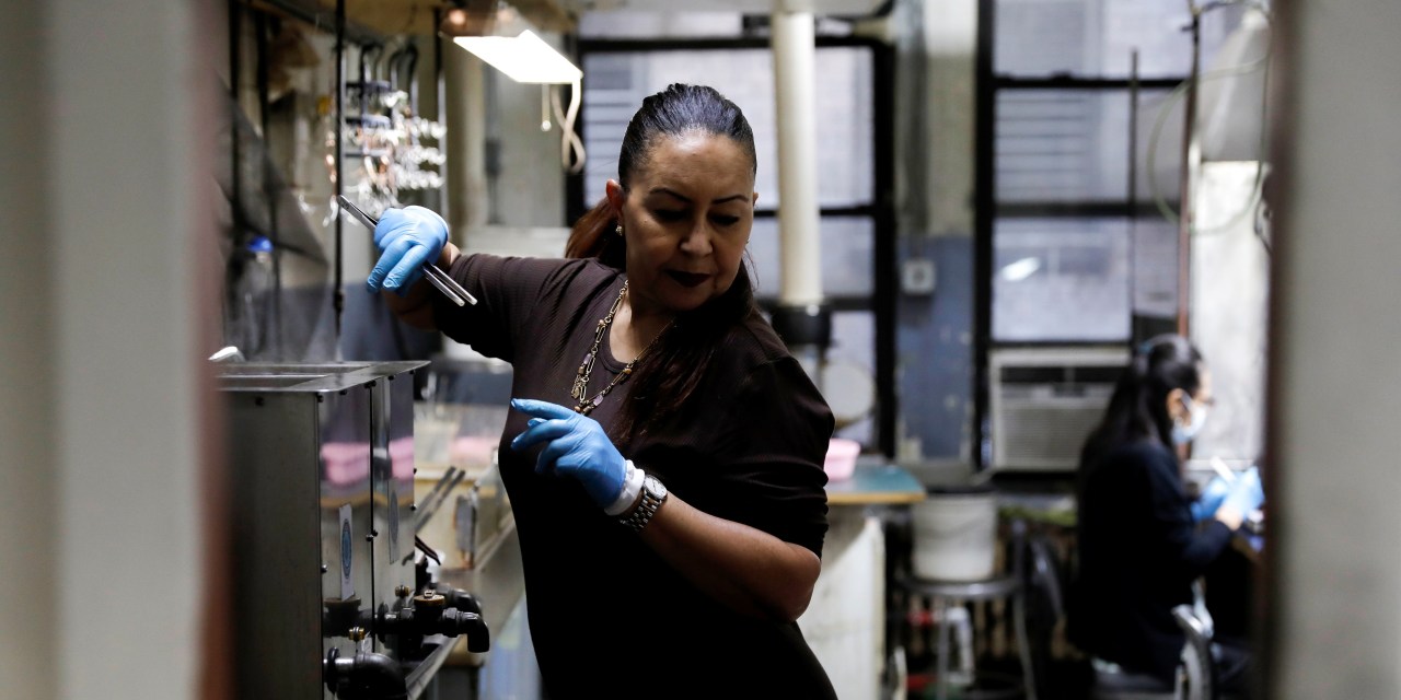 New York Manufacturing Activity Accelerates in August