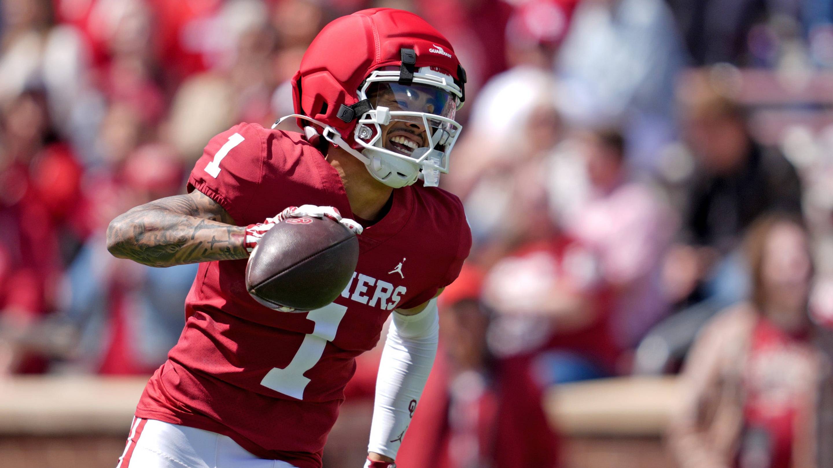 WR Isaiah Sategna 'Likes What he Sees' From Oklahoma's Offense in Fall Camp