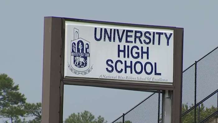 Students sweat through class as air conditioning fails at Orange County high school