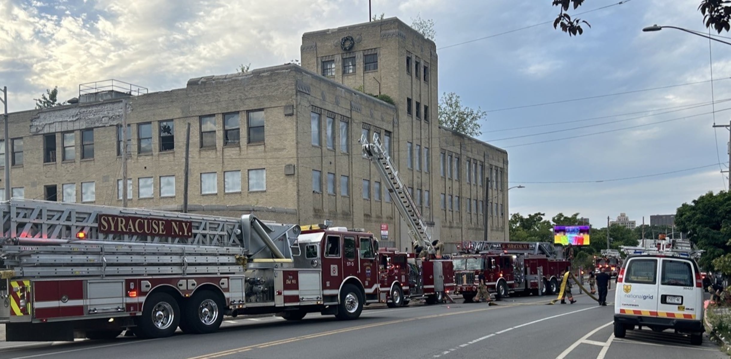Fire damages old Sears building on the South Side of Syracuse