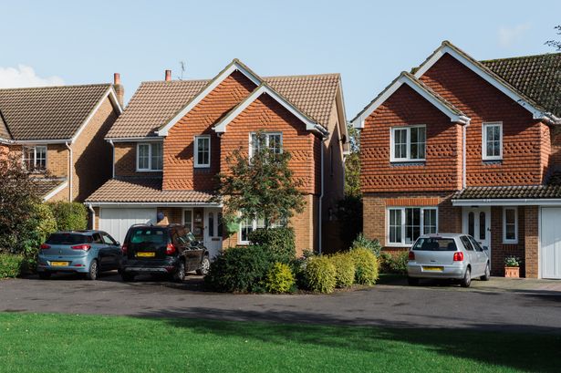 Neighbour sparks driveway nightmare after staging 'parking protest'